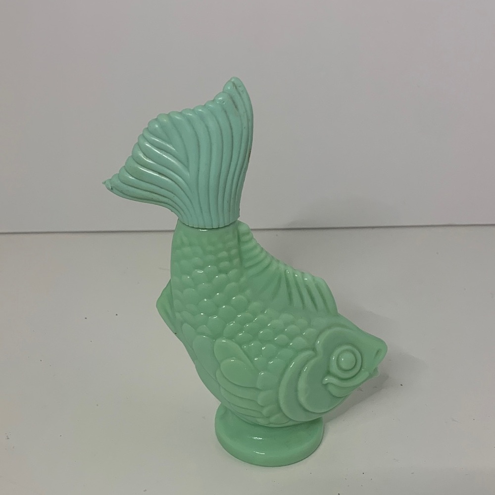 Avon Seafoam Green Fish Decor perfume bottle Empty